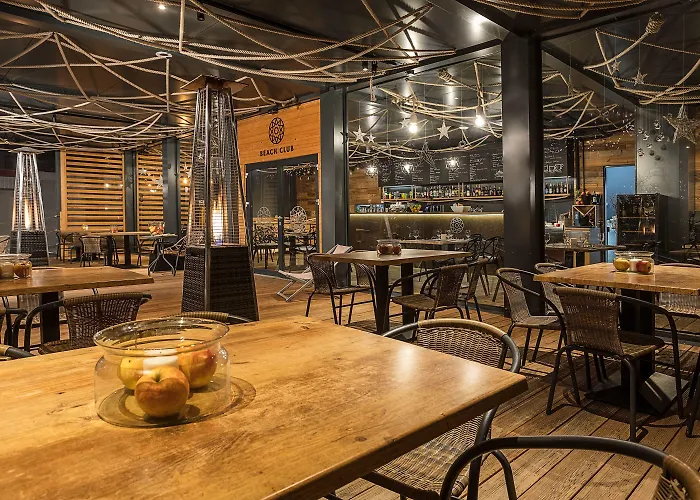 Gwiazda Morza Spa&sport ホテル 4*